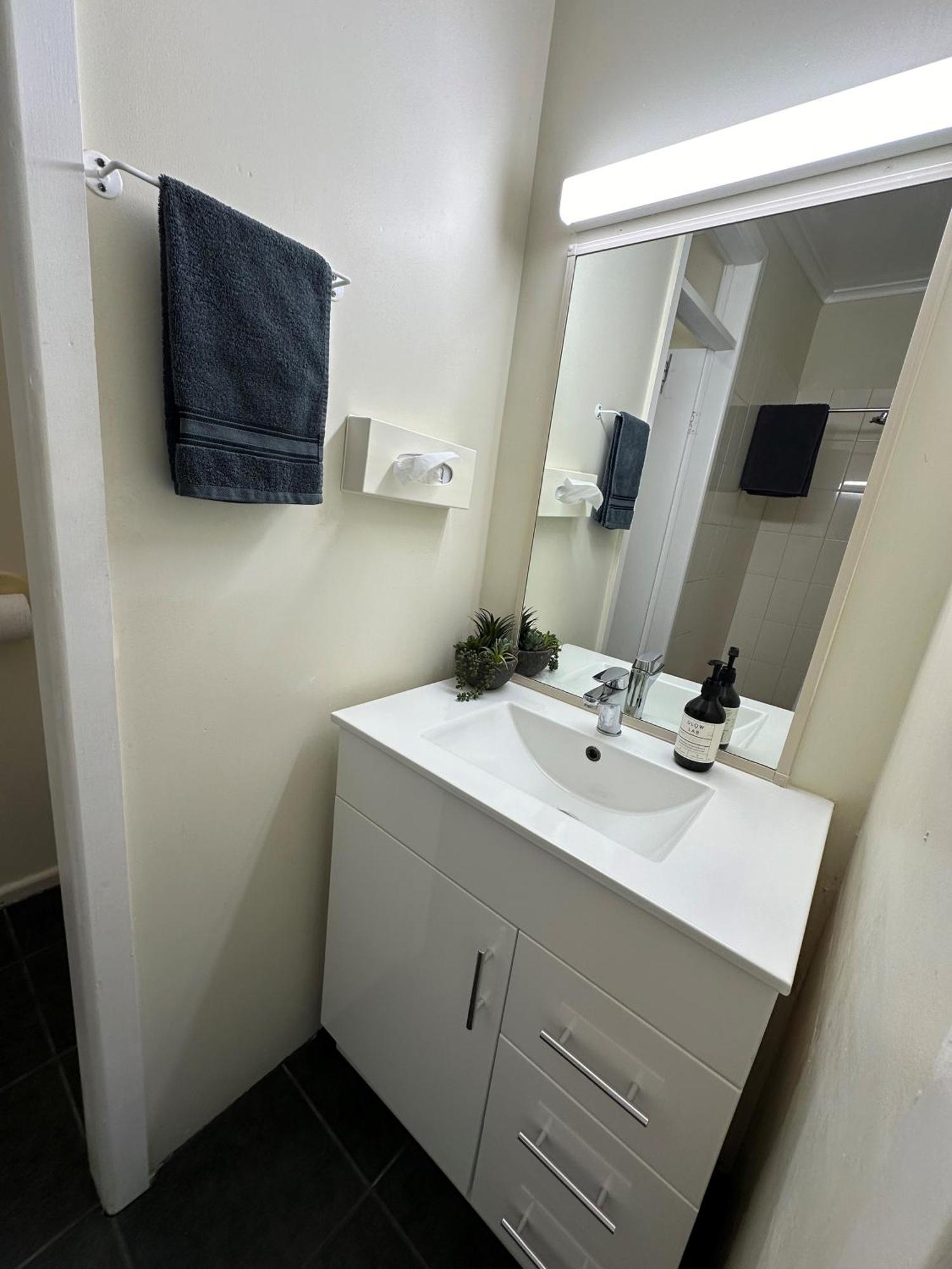 The Silver Bream Motel & Self Contained Units Mallacoota Exterior photo