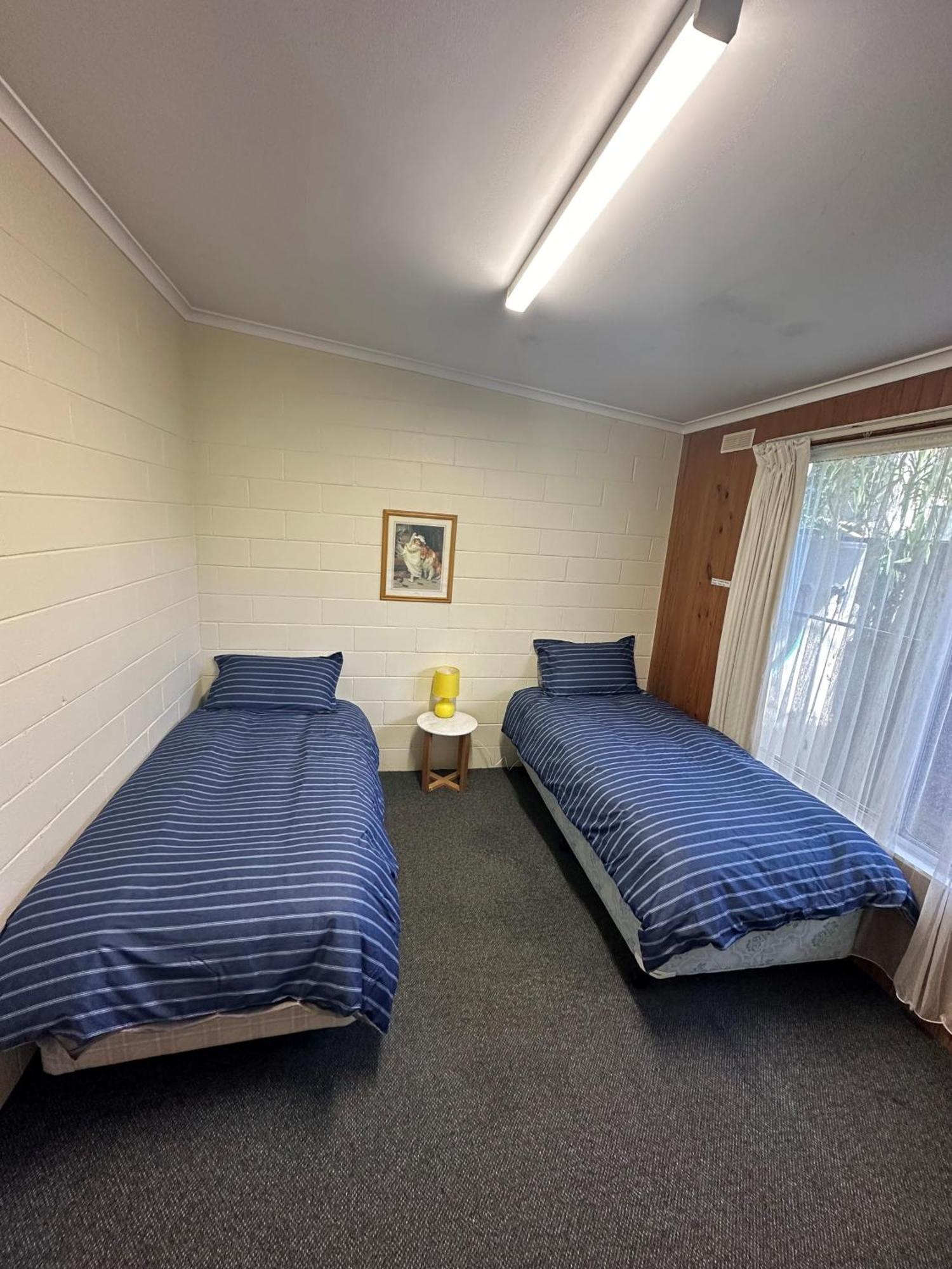 The Silver Bream Motel & Self Contained Units Mallacoota Exterior photo