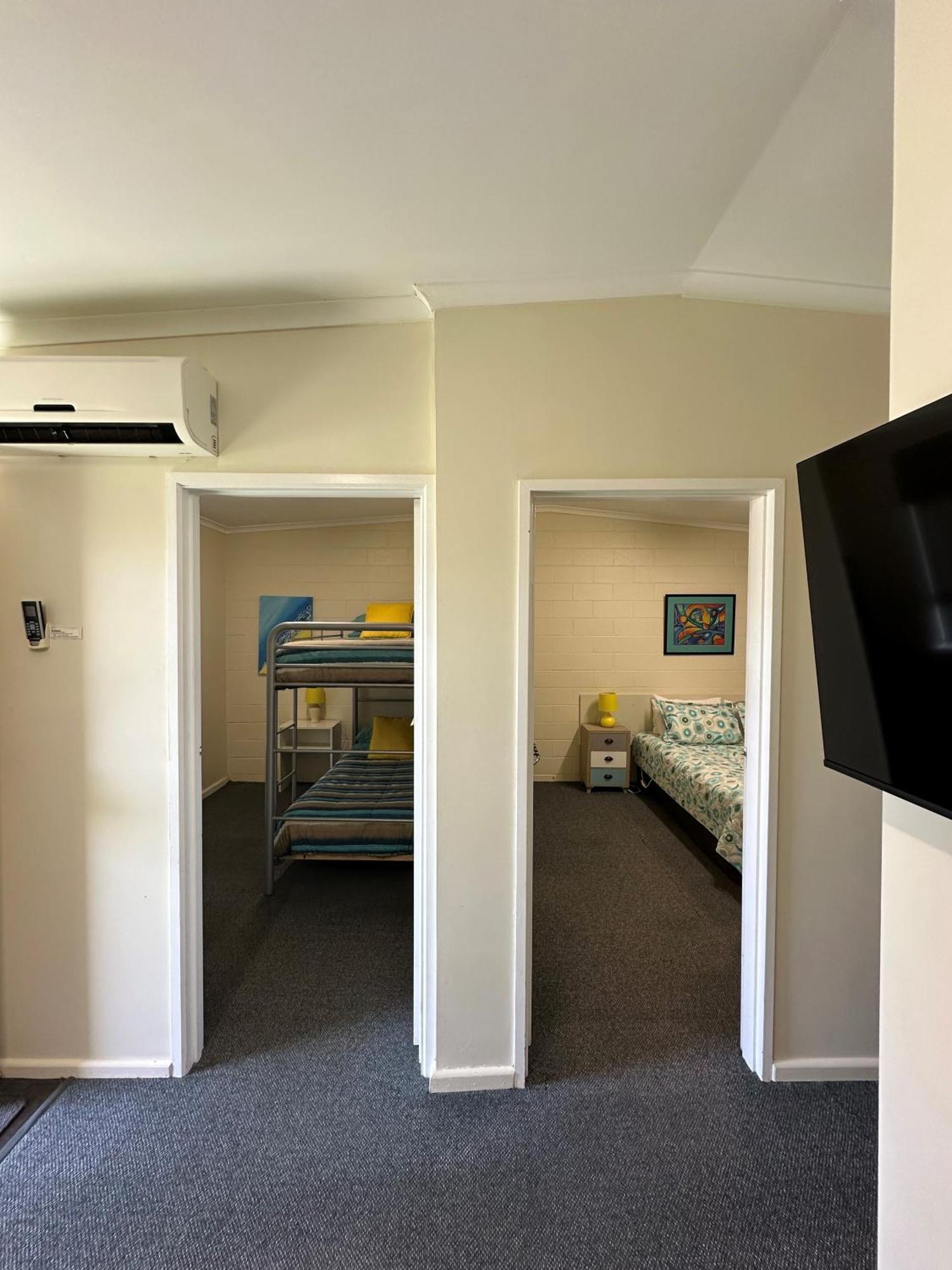 The Silver Bream Motel & Self Contained Units Mallacoota Exterior photo